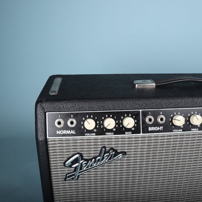 2005 Fender Custom Vibrolux Reverb 2x10 Professional Tube Amplifier