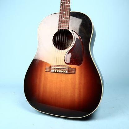 Guitarra acústica-eléctrica estándar Gibson J-45 de 2016