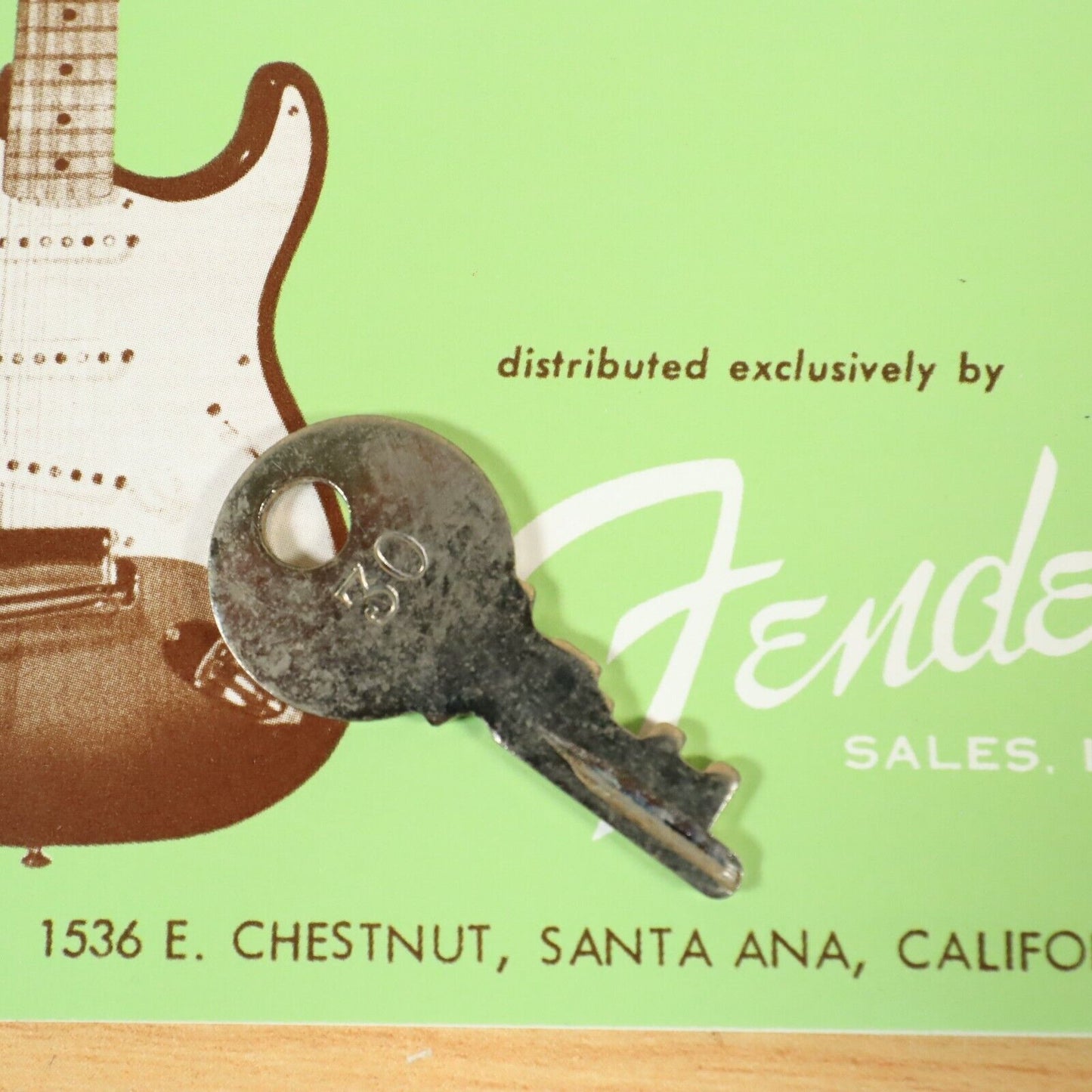Vintage Cheney ENGLAND #30 Guitar Hardshell Fender Case Luggage Key