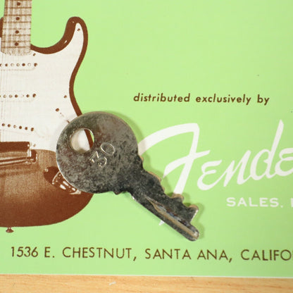 Vintage Cheney ENGLAND #30 Guitar Hardshell Fender Case Luggage Key