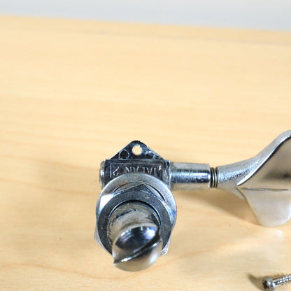 Ibanez Roadstar Bass Guitar Velve Tune B II Treble Side Tuner Tuning Peg Small