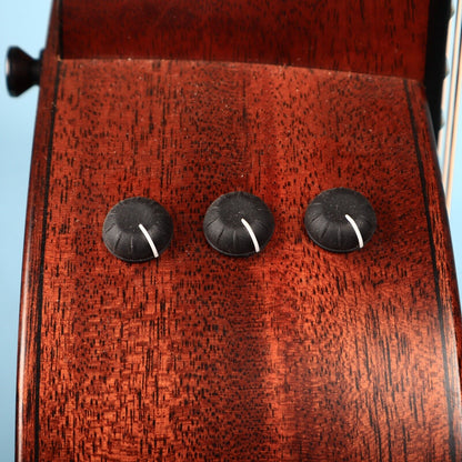 2019 Taylor Acoustic Builder's Edition 517e Guitar