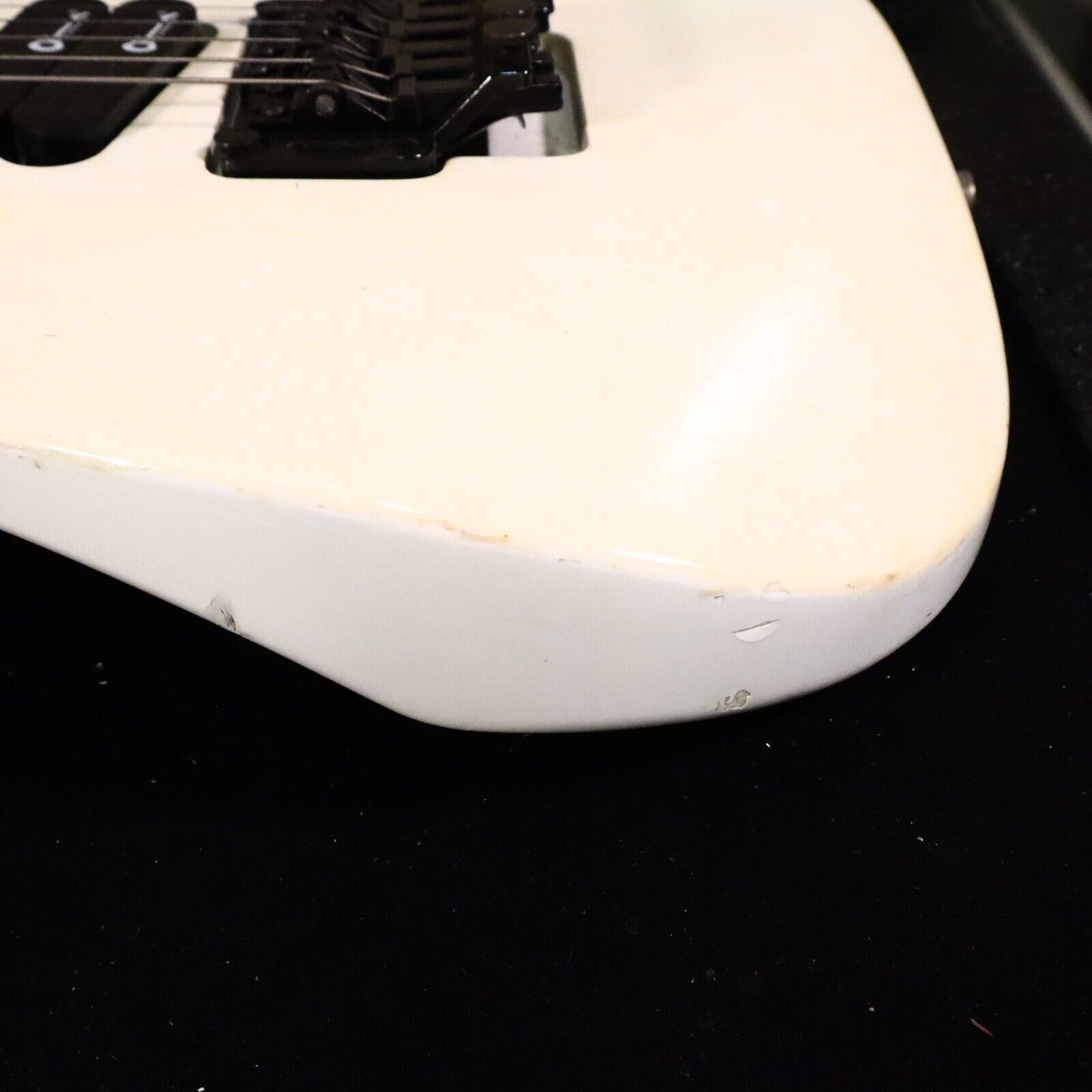 1991 Charvel MIJ Deluxe 275 - White Electric Guitar