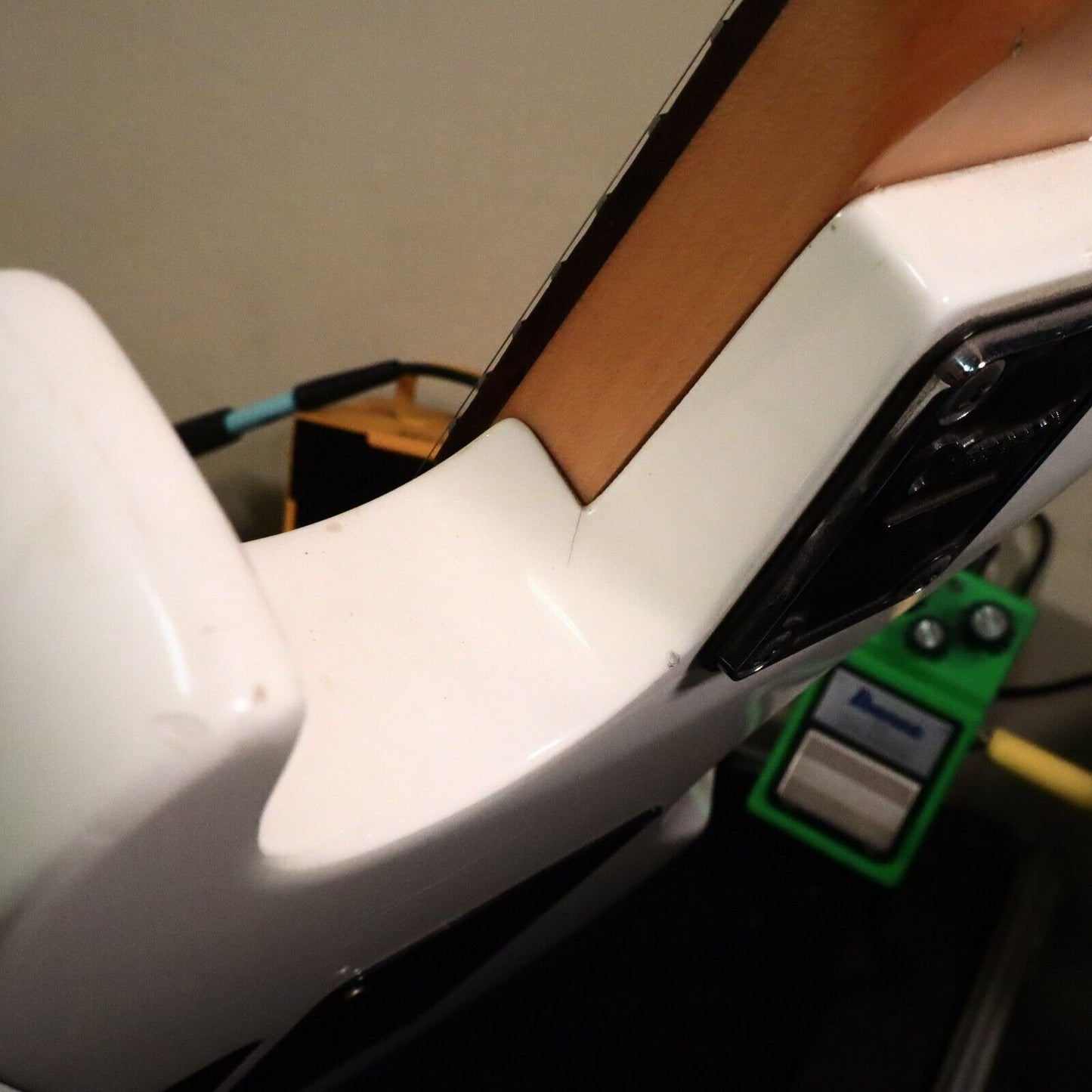 1991 Charvel MIJ Deluxe 275 - White Electric Guitar