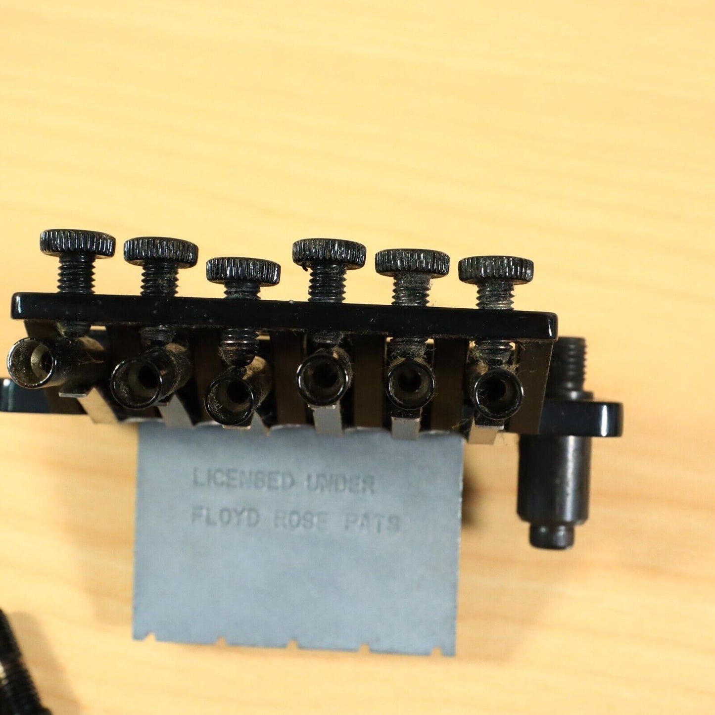 Floyd Rose Licensed String-through Tremolo System