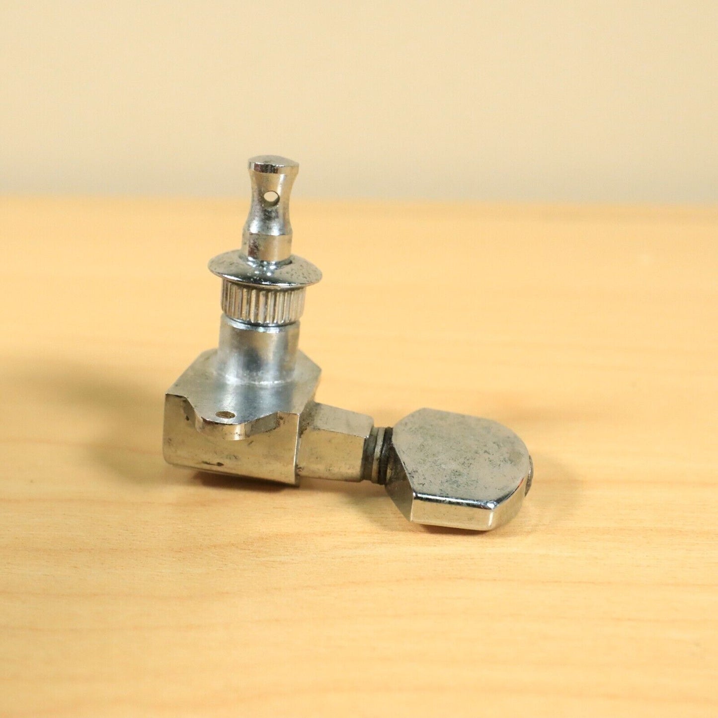 (1) Vintage 80s Gotoh Octagon Machine Head Bass Tuning Peg Tuner Takamine Japan