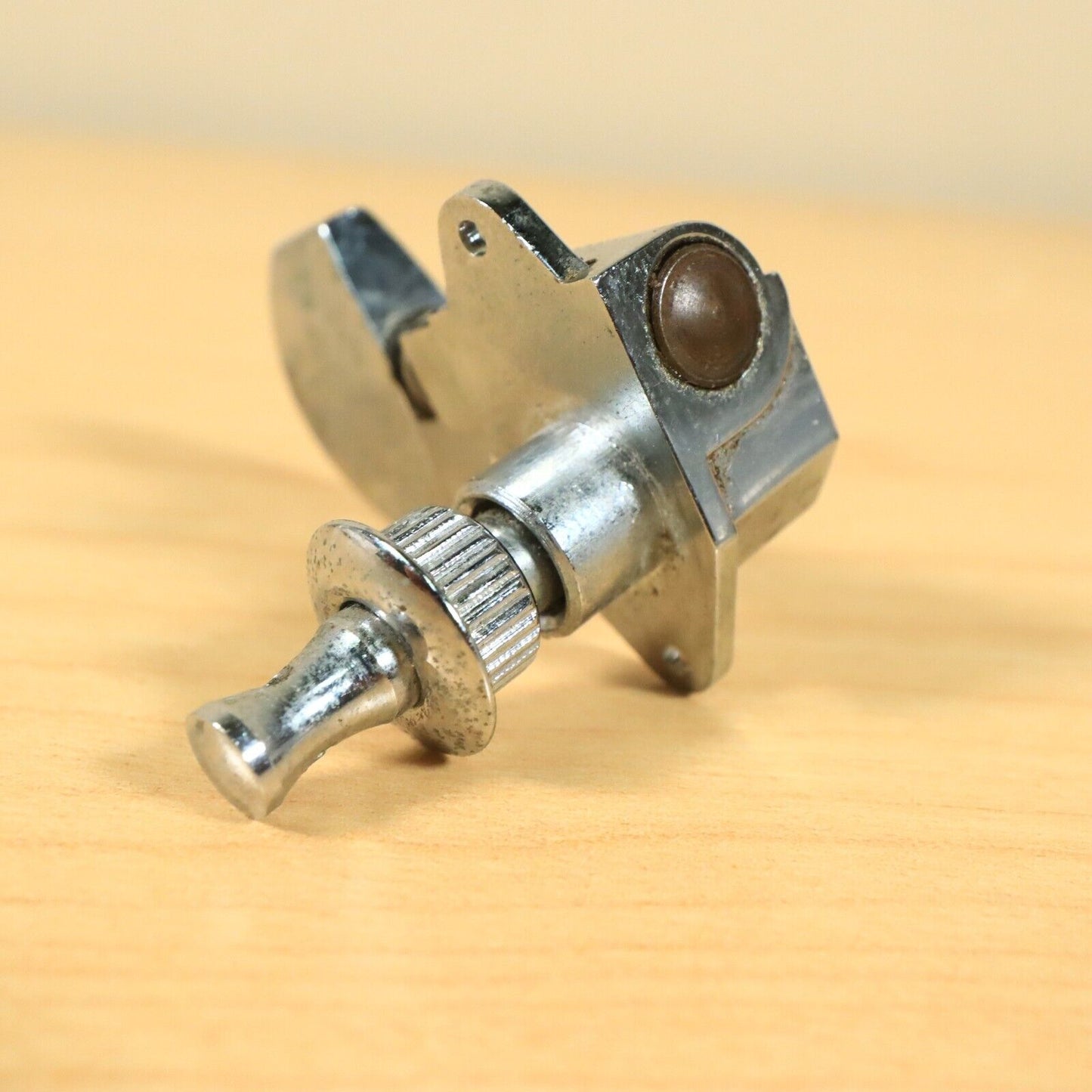 (1) Vintage 80s Gotoh Octagon Machine Head Bass Tuning Peg Tuner Takamine Japan