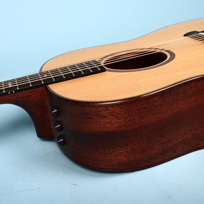 2019 Taylor Acoustic Builder's Edition 517e Guitar