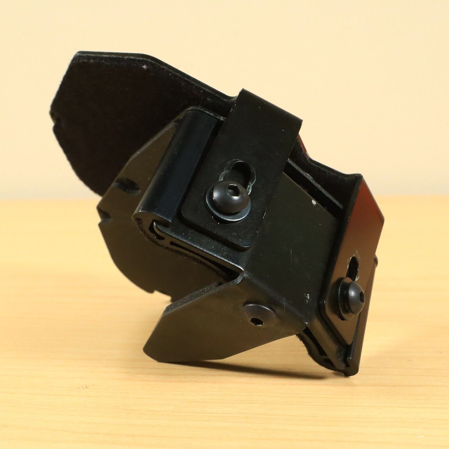 Roland GK-3B Synth Bass Guitar Mounting Bracket