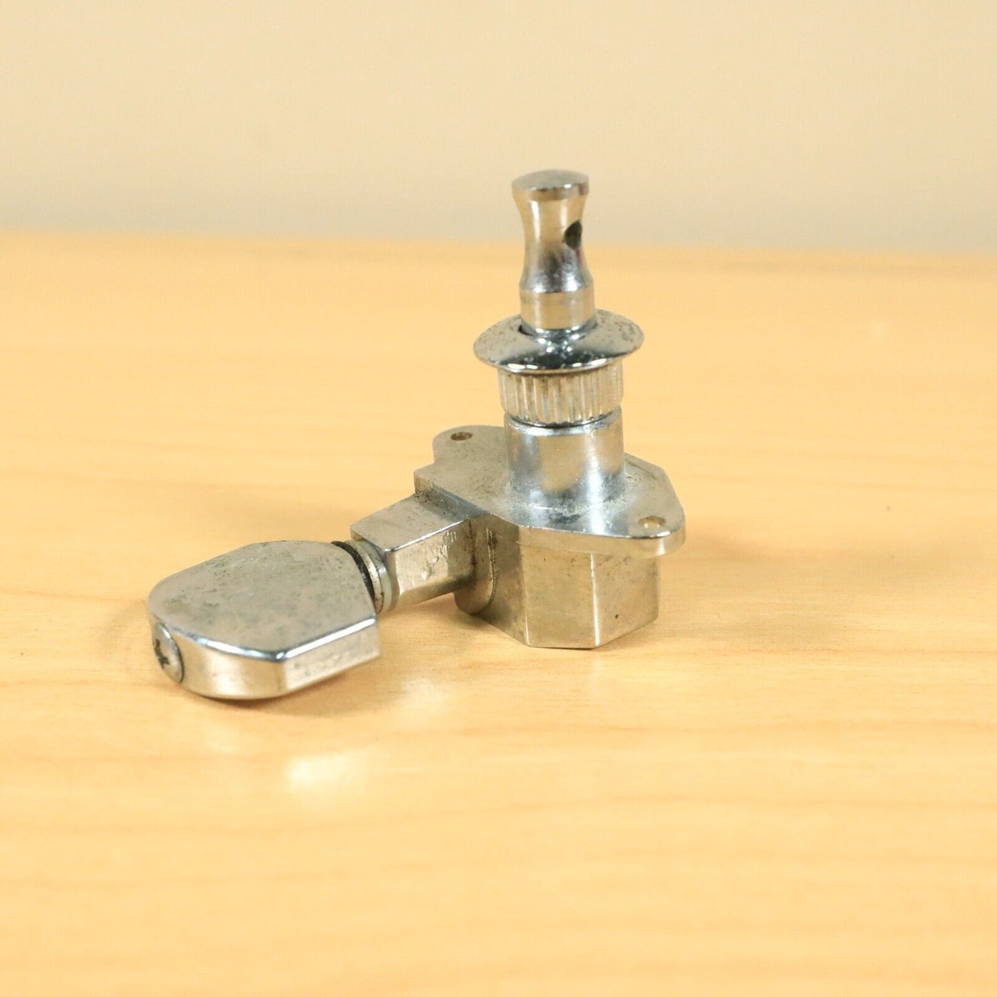 (1) Vintage 80s Gotoh Octagon Machine Head Bass Tuning Peg Tuner Takamine Japan