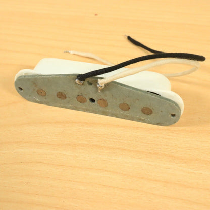 Grey Bottom Single Coil Stratocaster Guitar Pickup White 6.205ohms