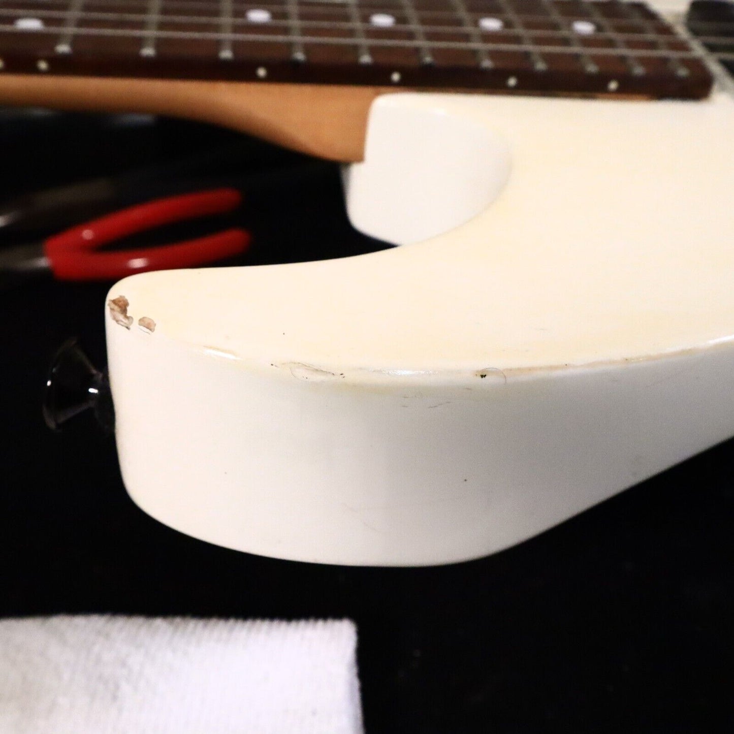 1991 Charvel MIJ Deluxe 275 - White Electric Guitar