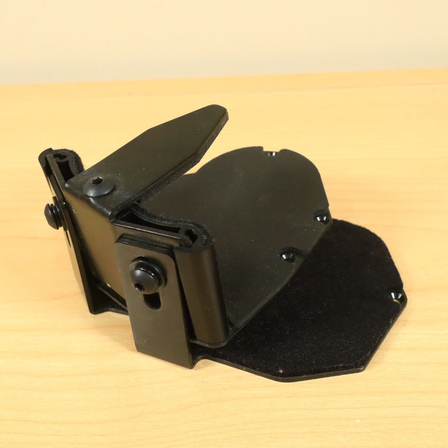 Roland GK-3B Synth Bass Guitar Mounting Bracket