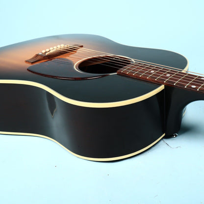 Guitarra acústica-eléctrica estándar Gibson J-45 de 2016