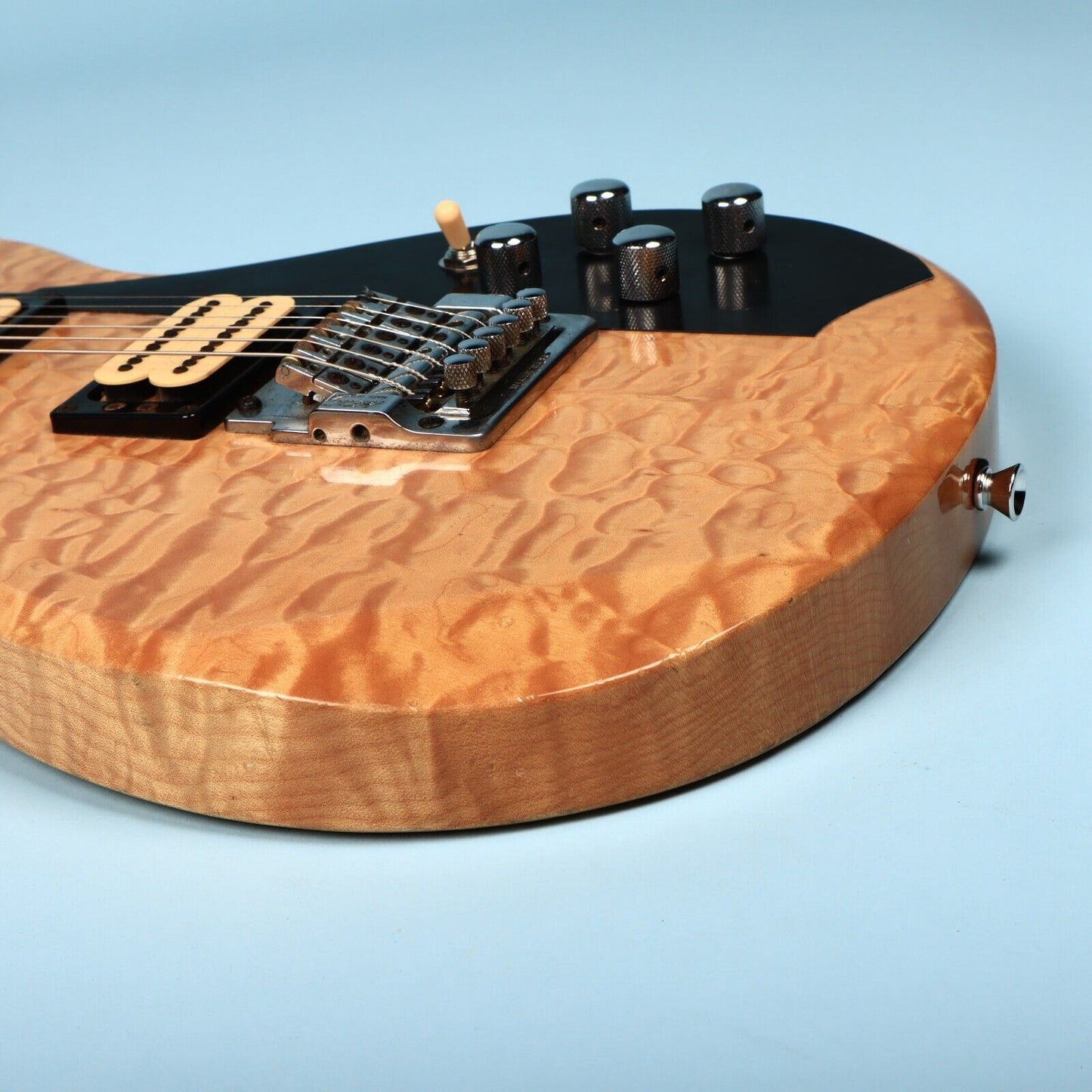 Carvin DC 150 Quilted Maple