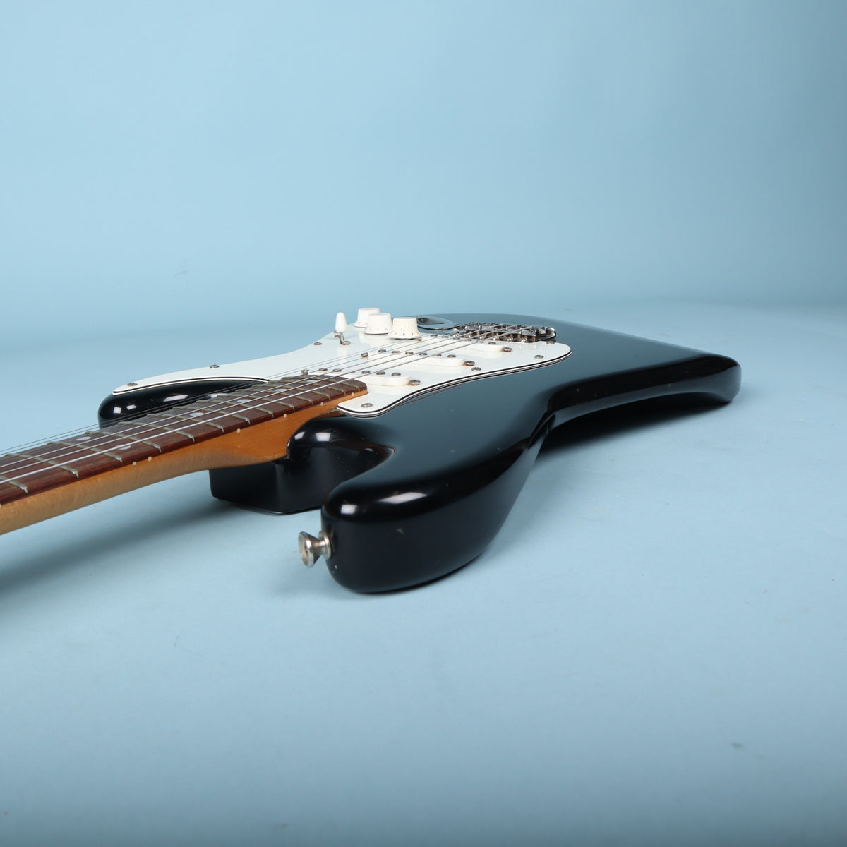 1984 Squier Stratocaster 72 Reissue Big Headstock SQ Electric Guitar Black Japan