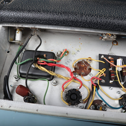 CTS volume potentiometer bearing date code 137 6834.