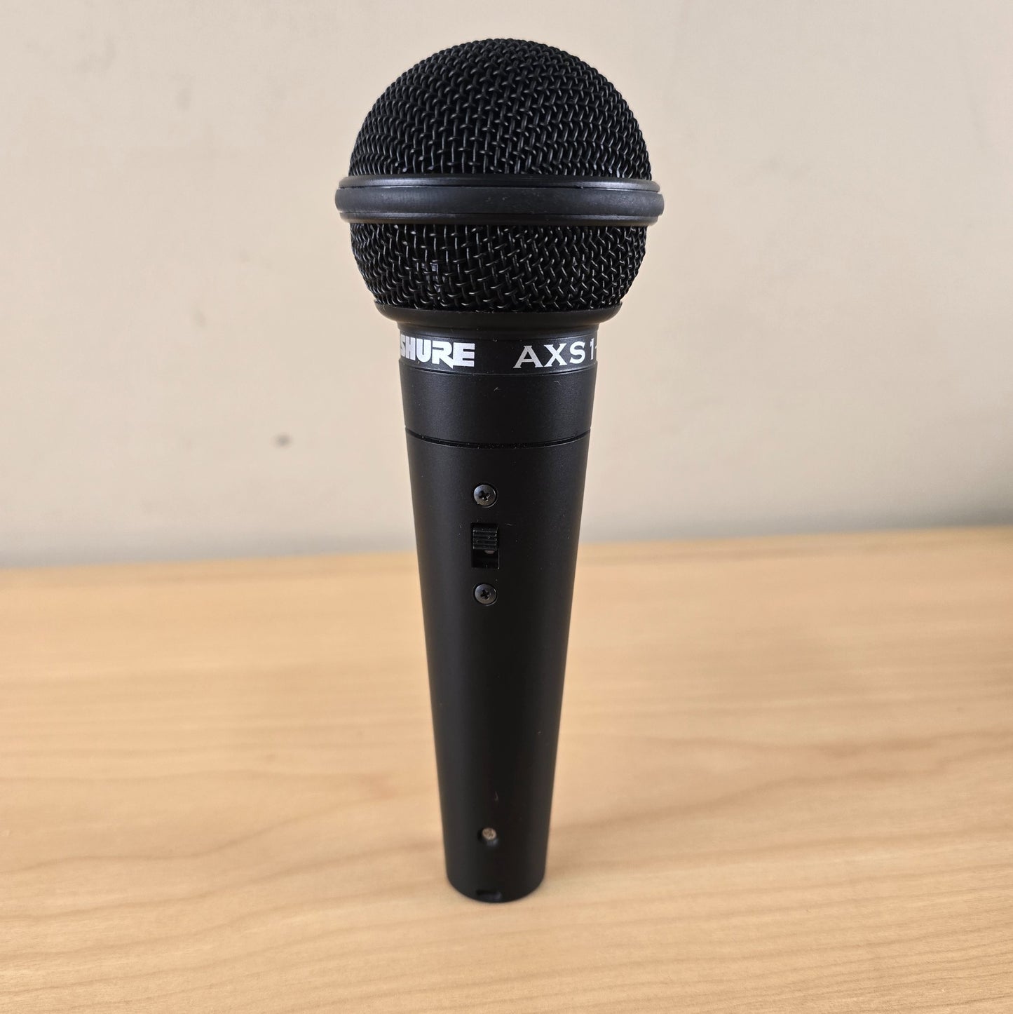 Shure AXS1 Dynamic Cardioid Microphone