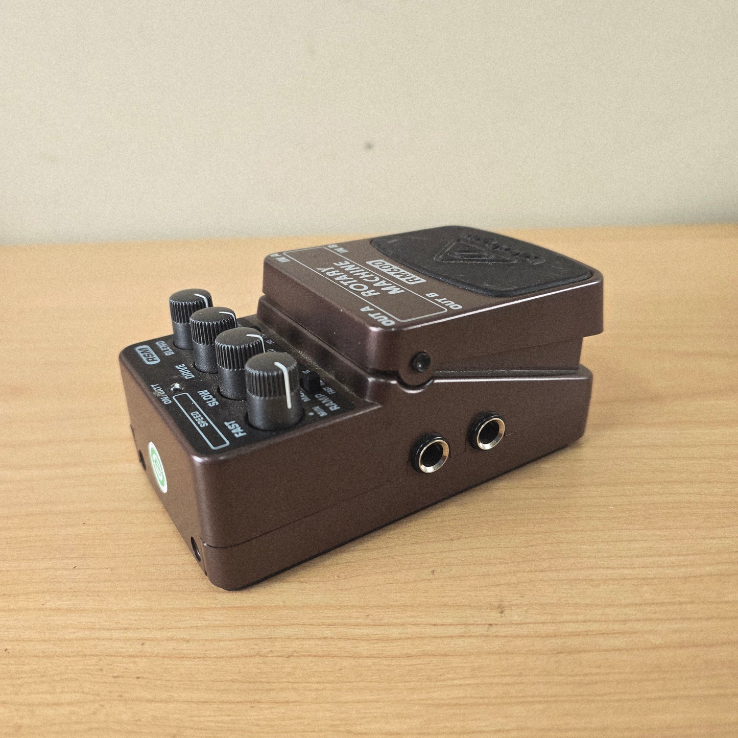 Behringer RM600 Rotary Machine Rotary Speaker Emulator Pedal