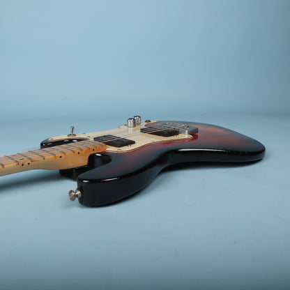 Side profile along the treble horn and pickup selector switch.