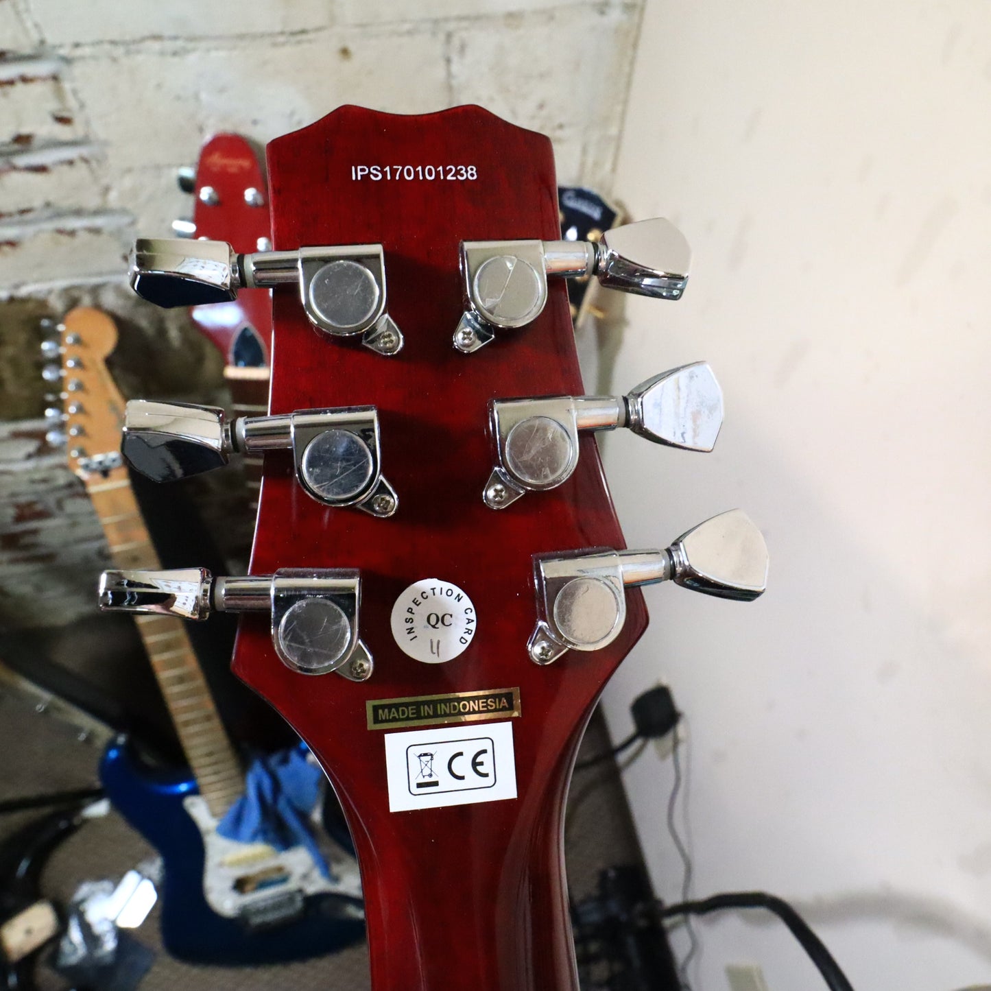2017 Peavey SC-2 Single Cut Electric Guitar - Transparent Red