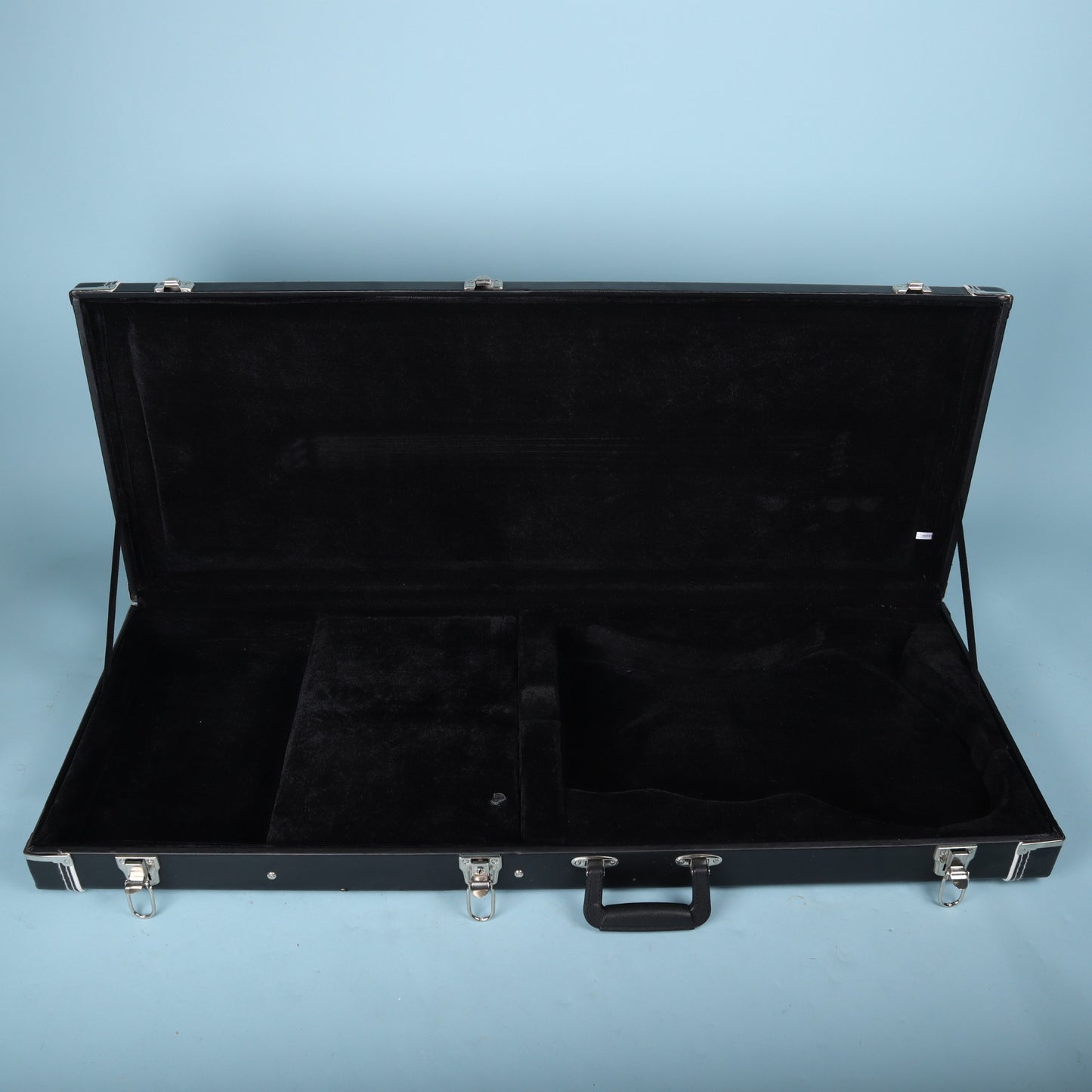 2000's B.C. Rich Mockingbird ST Hardshell Case