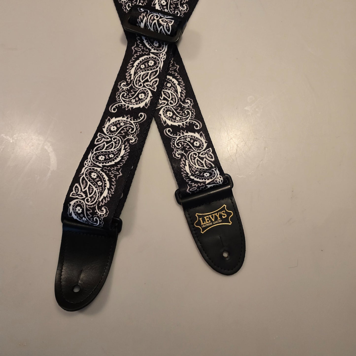 Levy's Black White Paisley Bandana Pattern Guitar Strap Made in Canada