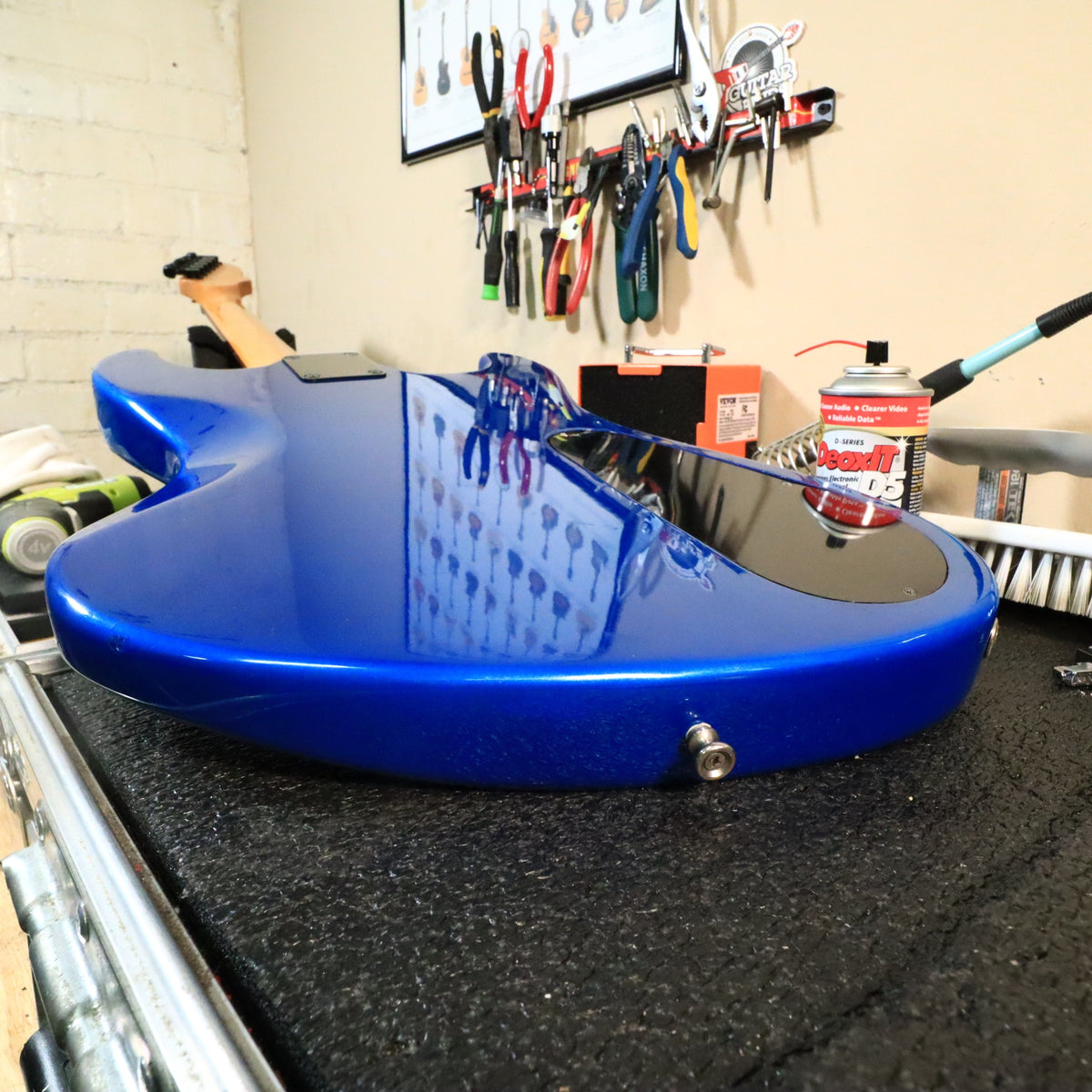 Edge view of the body back on the workbench