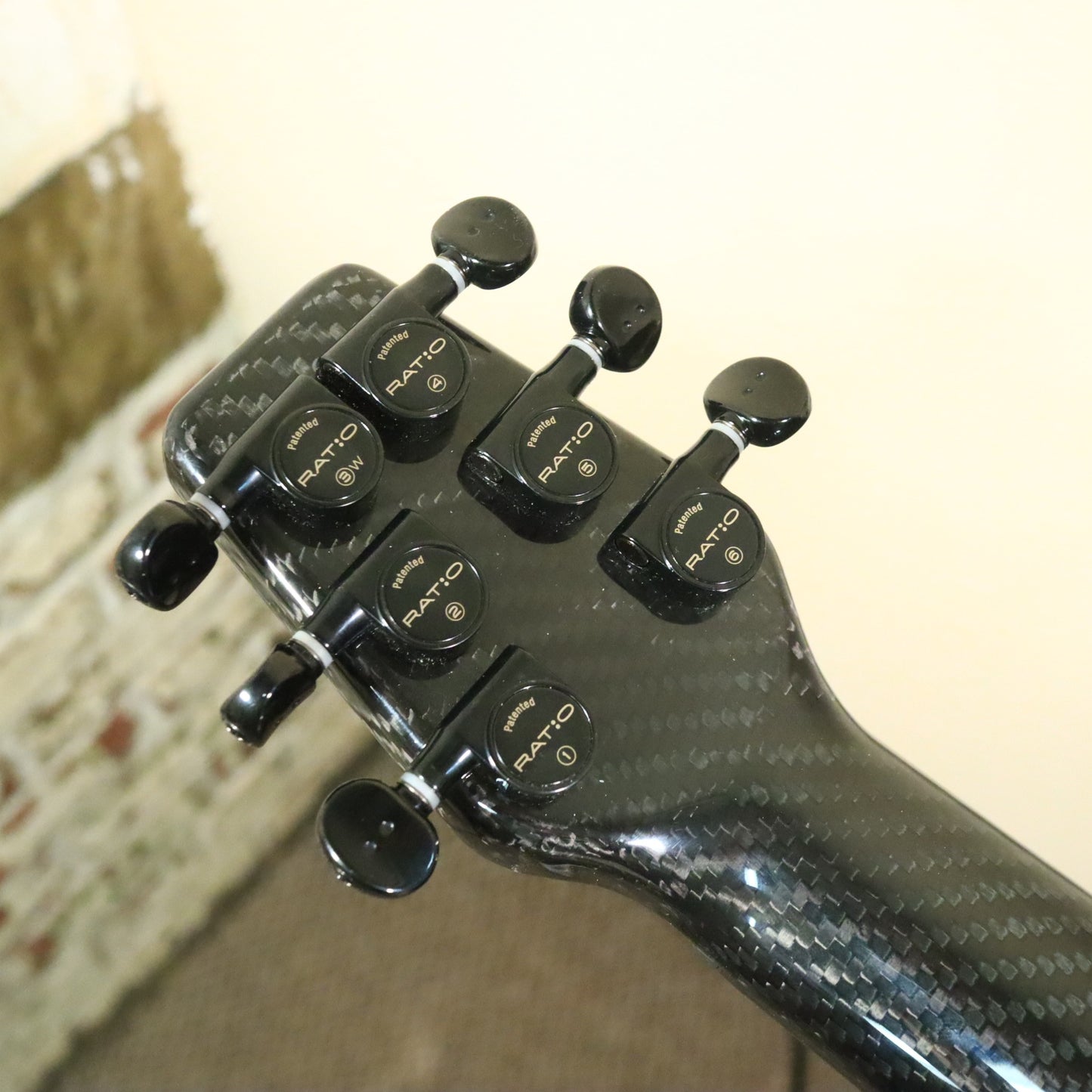 KLŌS Carbon Fiber Travel Acoustic Guitar