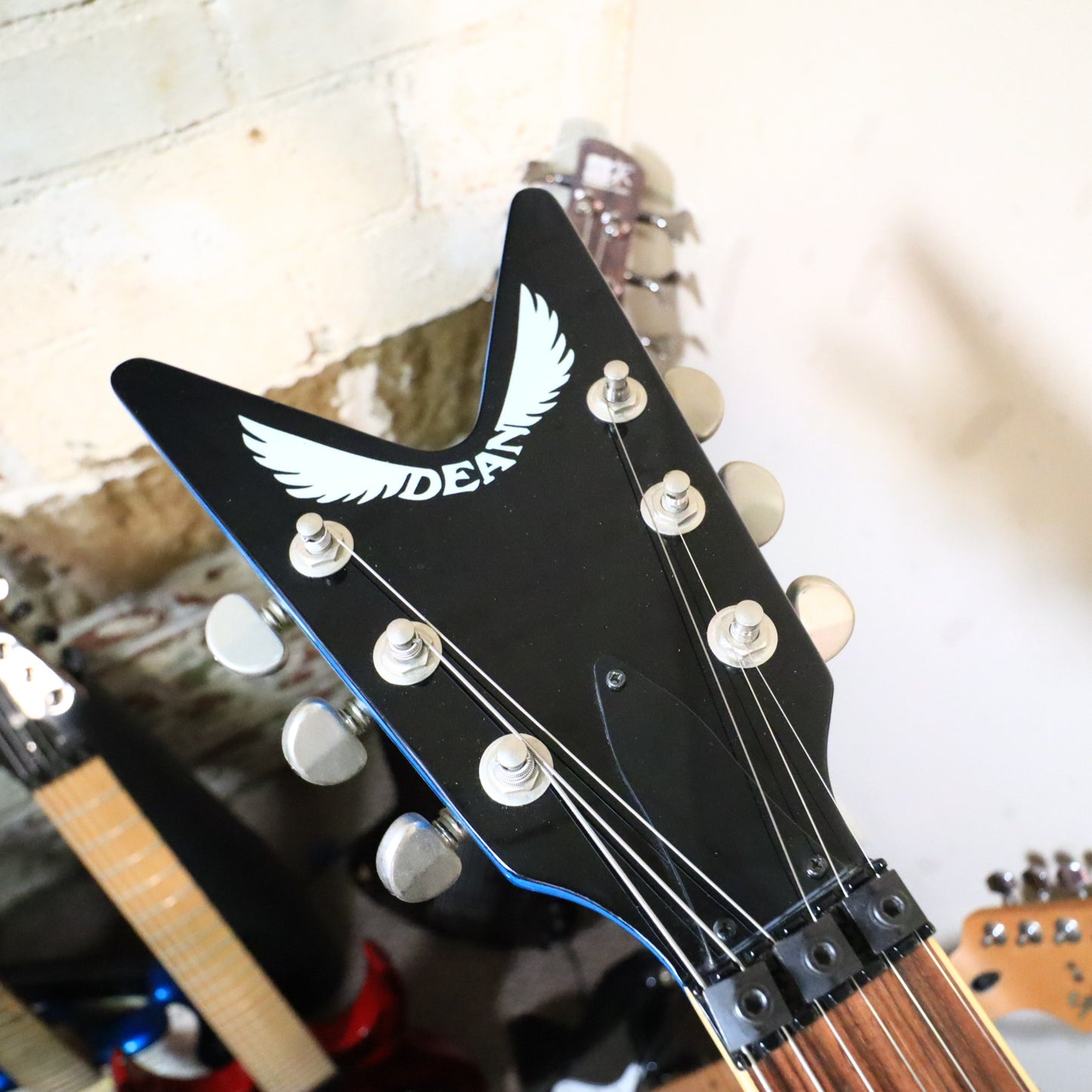 2006 Dean ML Dimebag From Hell Electric Guitar Lightning-Bolt
