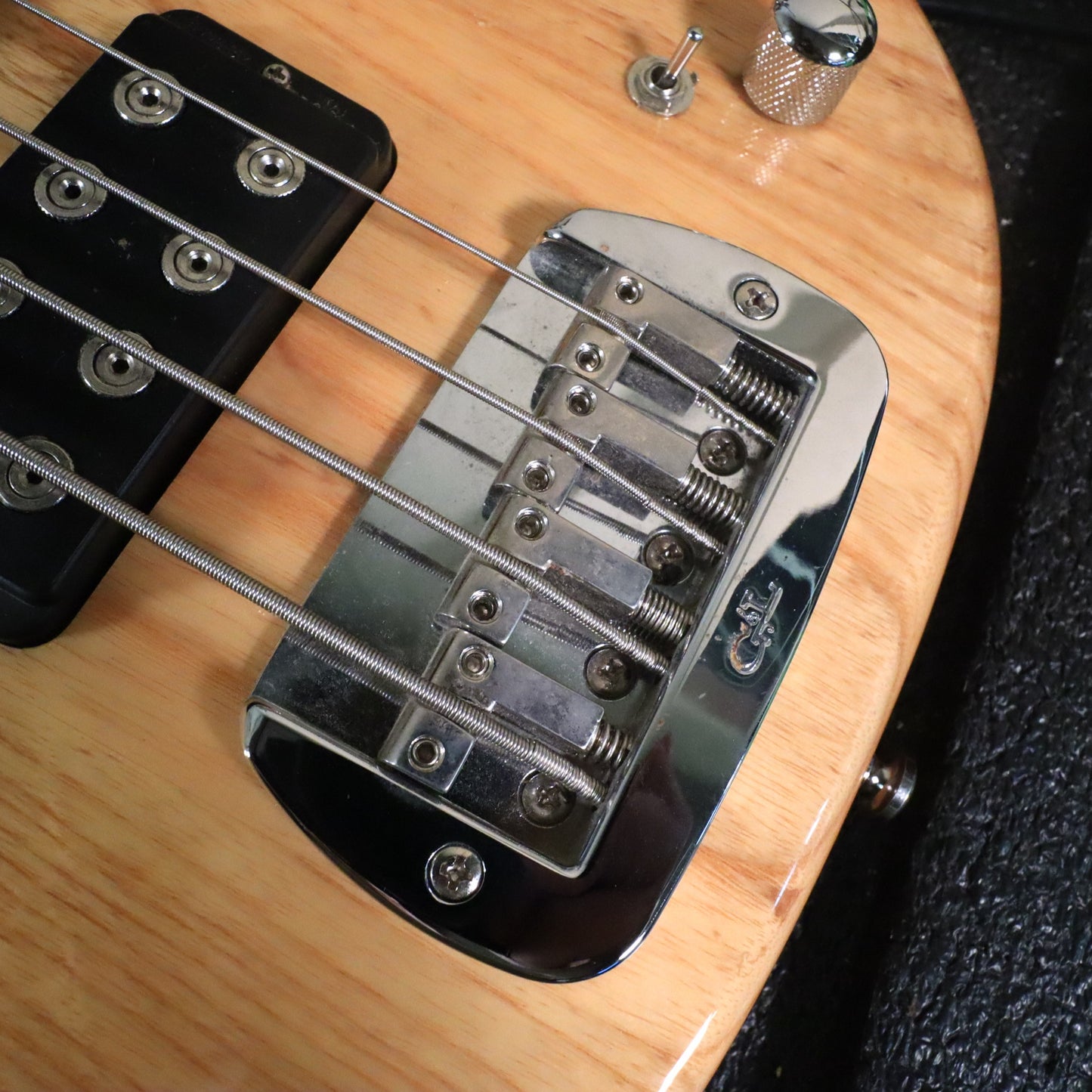 2007 G&L Tribute Series L-2000 Bass Guitar - Natural Gloss