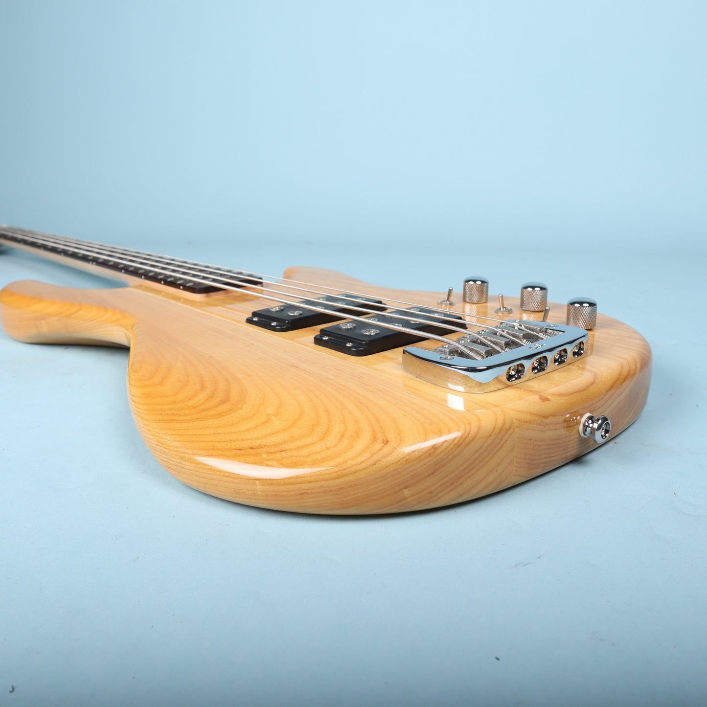 2007 G&L Tribute Series L-2000 Bass Guitar - Natural Gloss