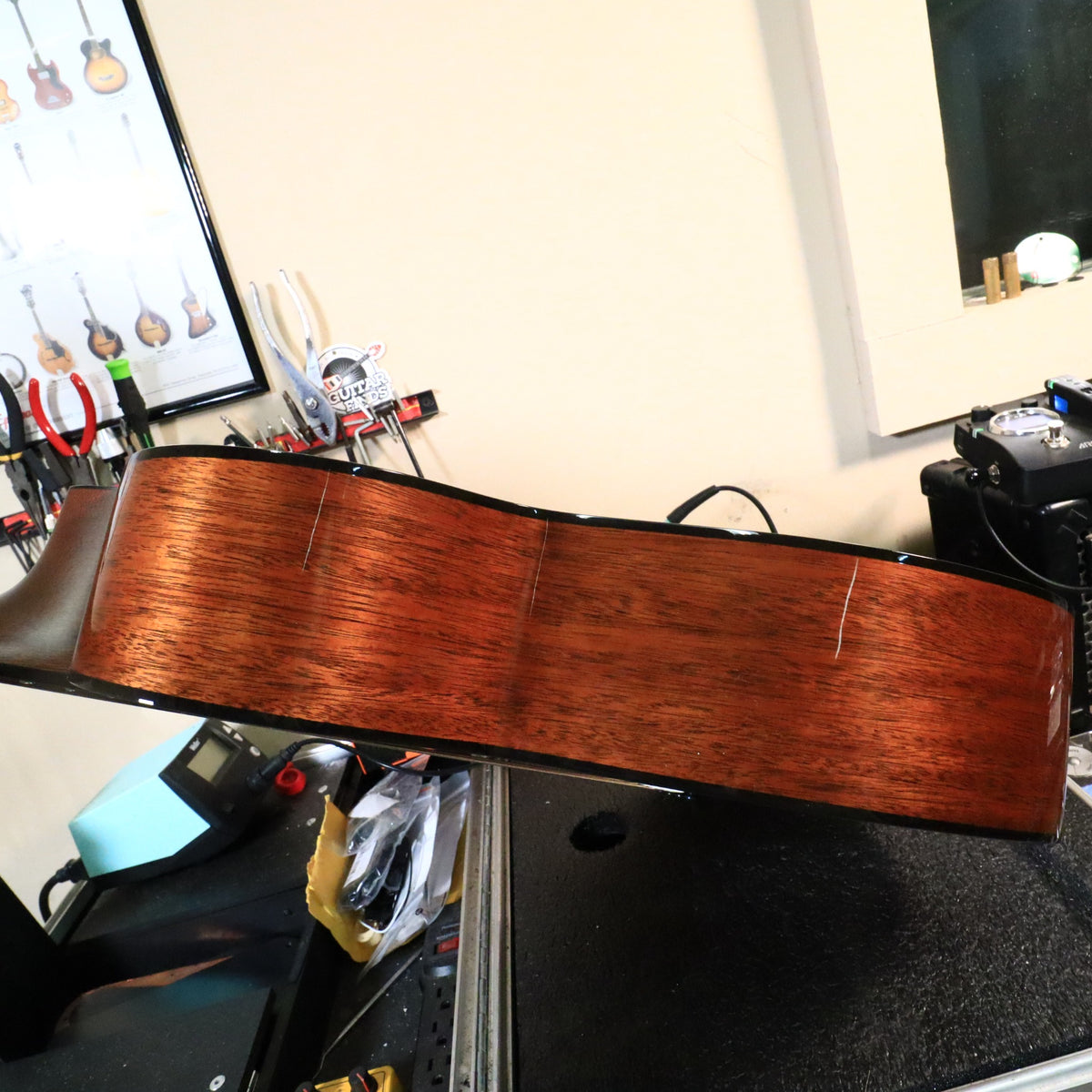 Opposite side rim of the Martin 0-18 body on the workbench.