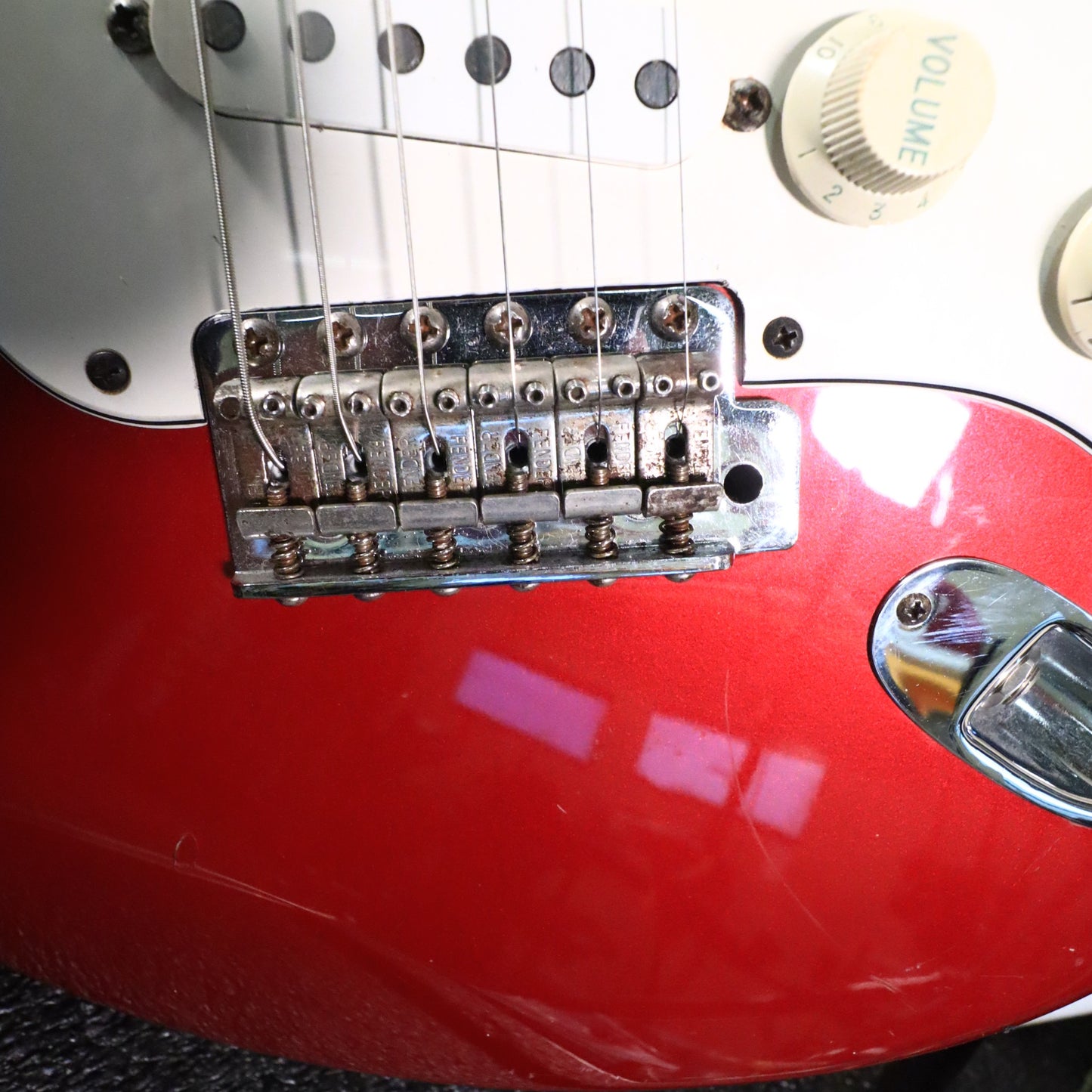 1998 Fender Deluxe Powerhouse Stratocaster Electric Guitar Red