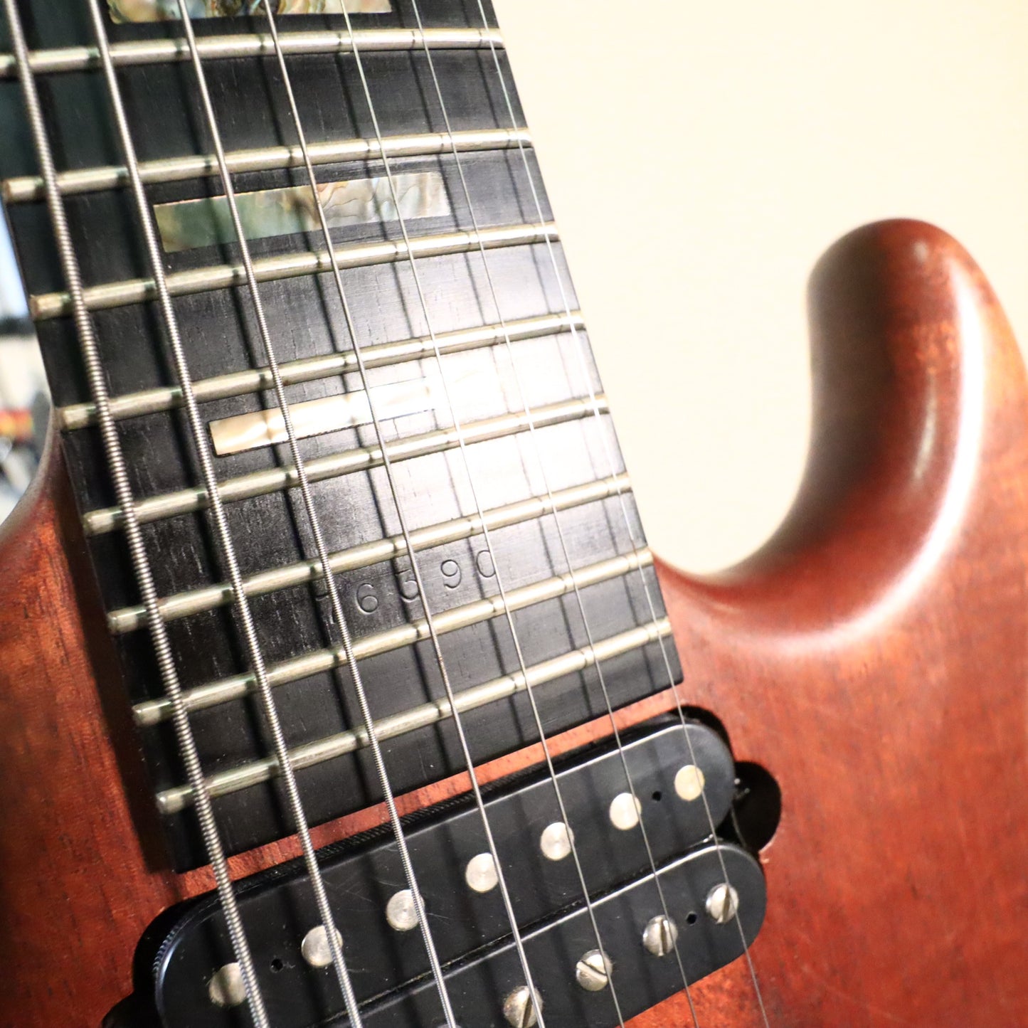 2007 Carvin DC727 7-String Mahogany Electric Guitar