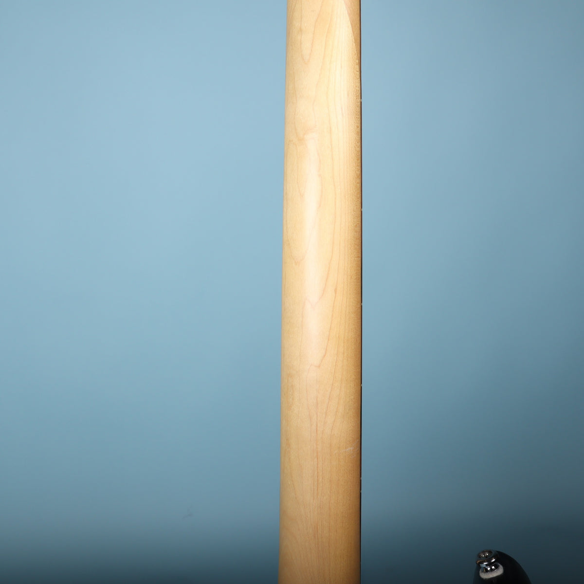Rear view of the maple neck shaft.