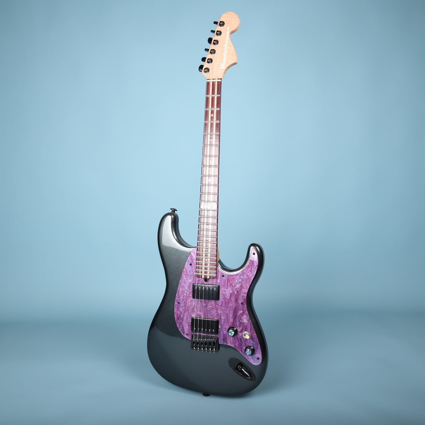 Wanderkauven Custom Shop Purple Heart 💜 Electric Guitar Metallic Grey