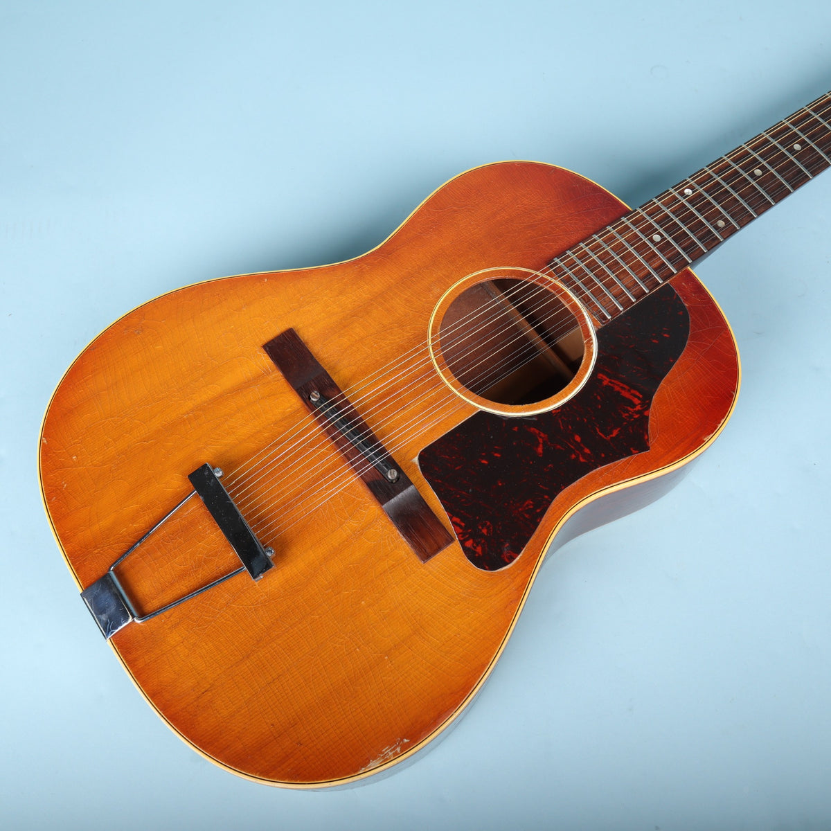 Angled view of the Gibson B-25-12 12-string guitar body.