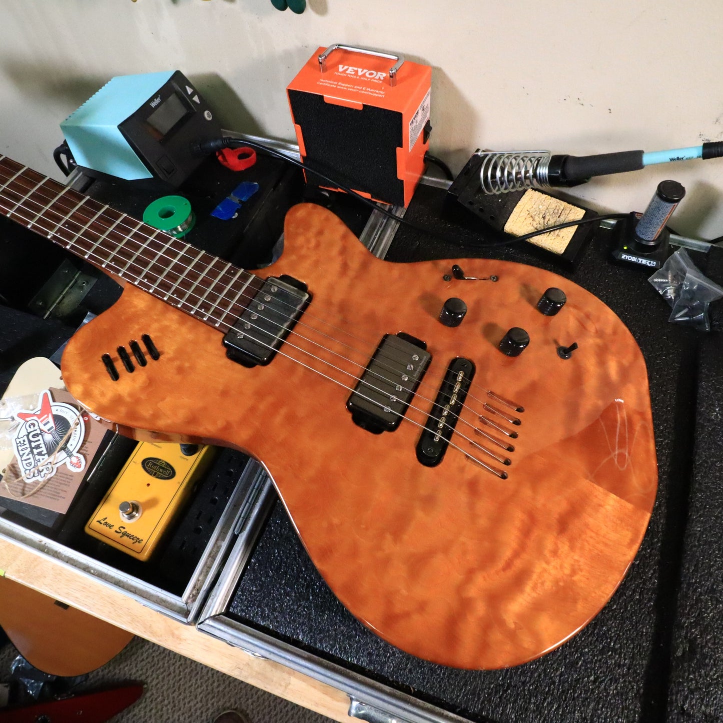 Godin LGX Trans Amber Quilt Made in Canada Electric Guitar