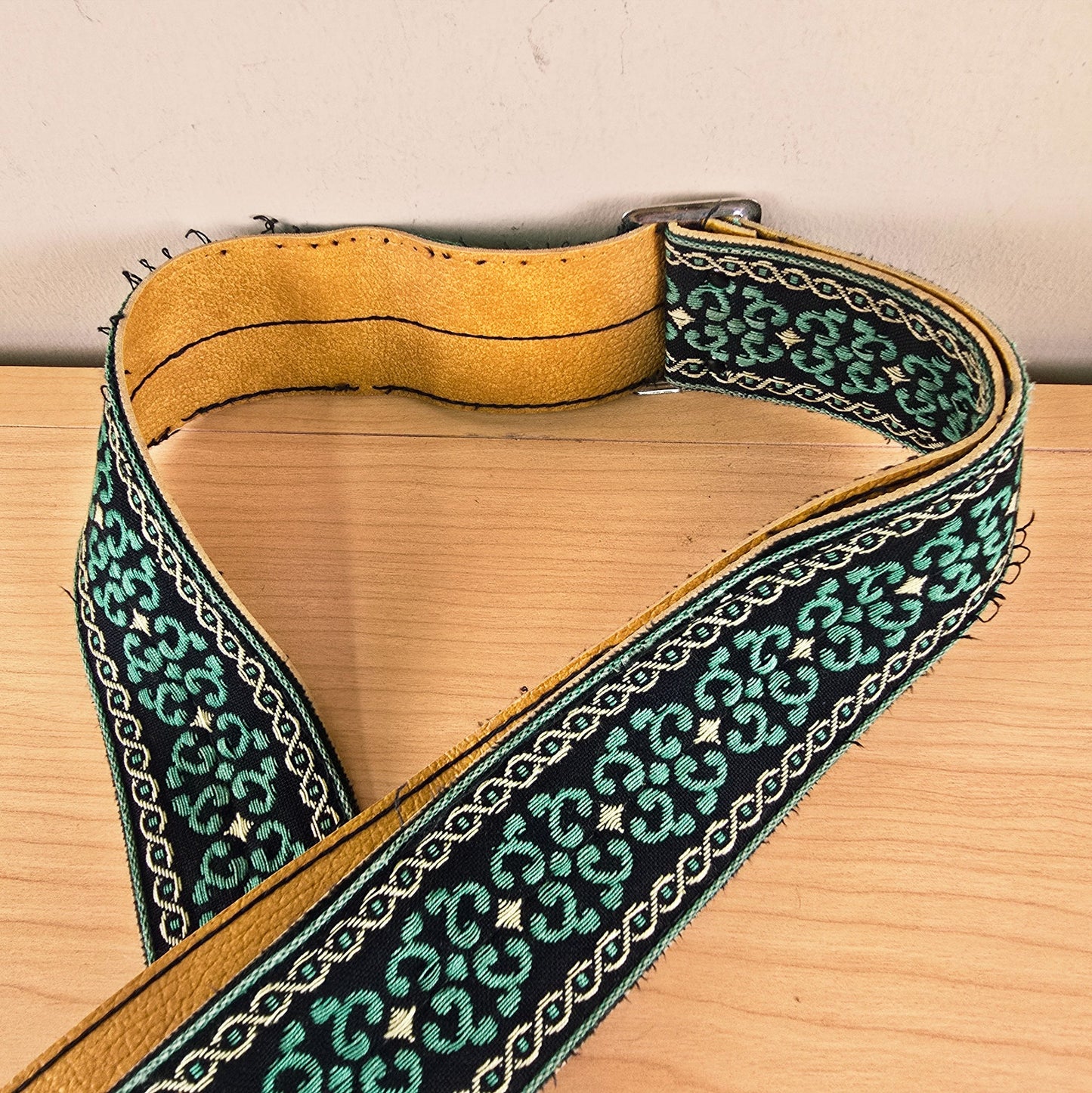 Vintage Woven Jacquard Guitar Strap Green Black Pattern