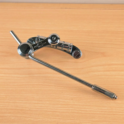 Full top-down perspective of the Duesenberg Les Trem II chrome vibrato unit.