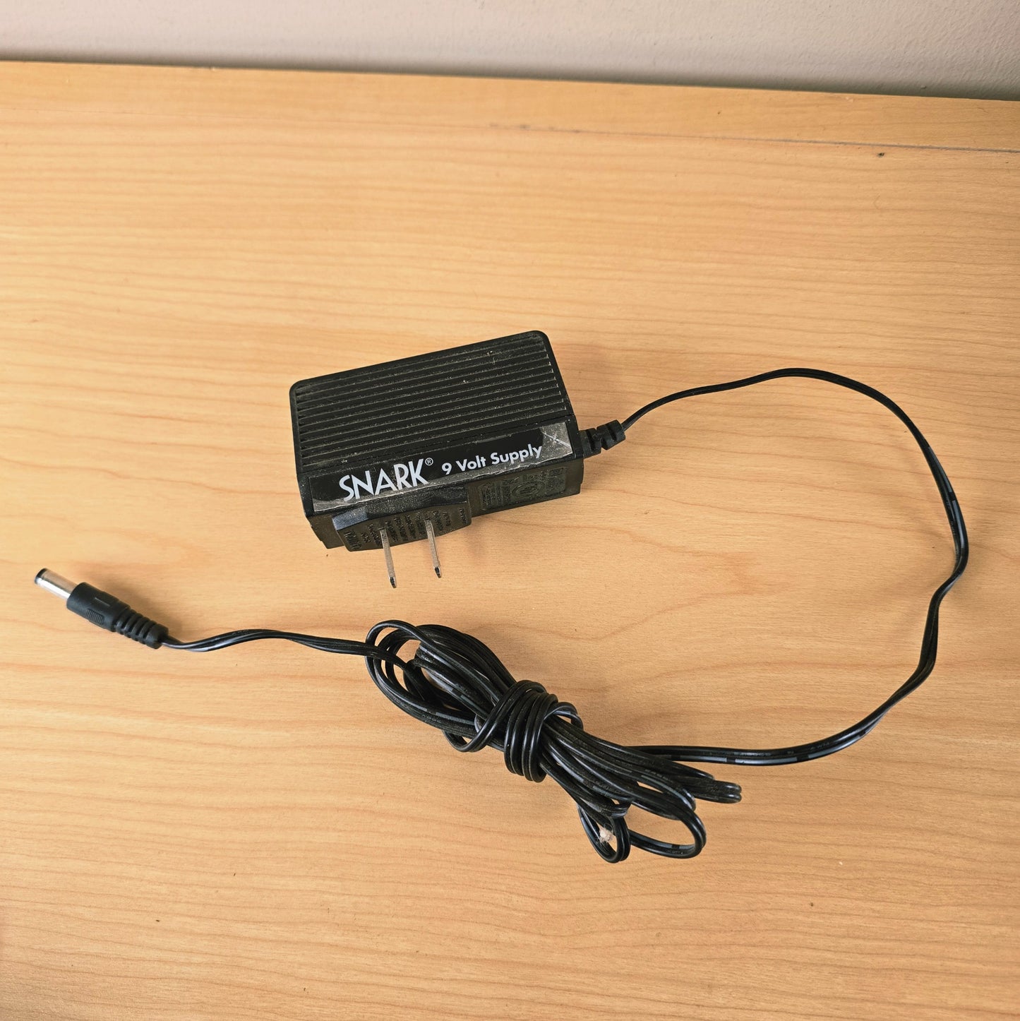 Snark SA-1 9-Volt Power Supply