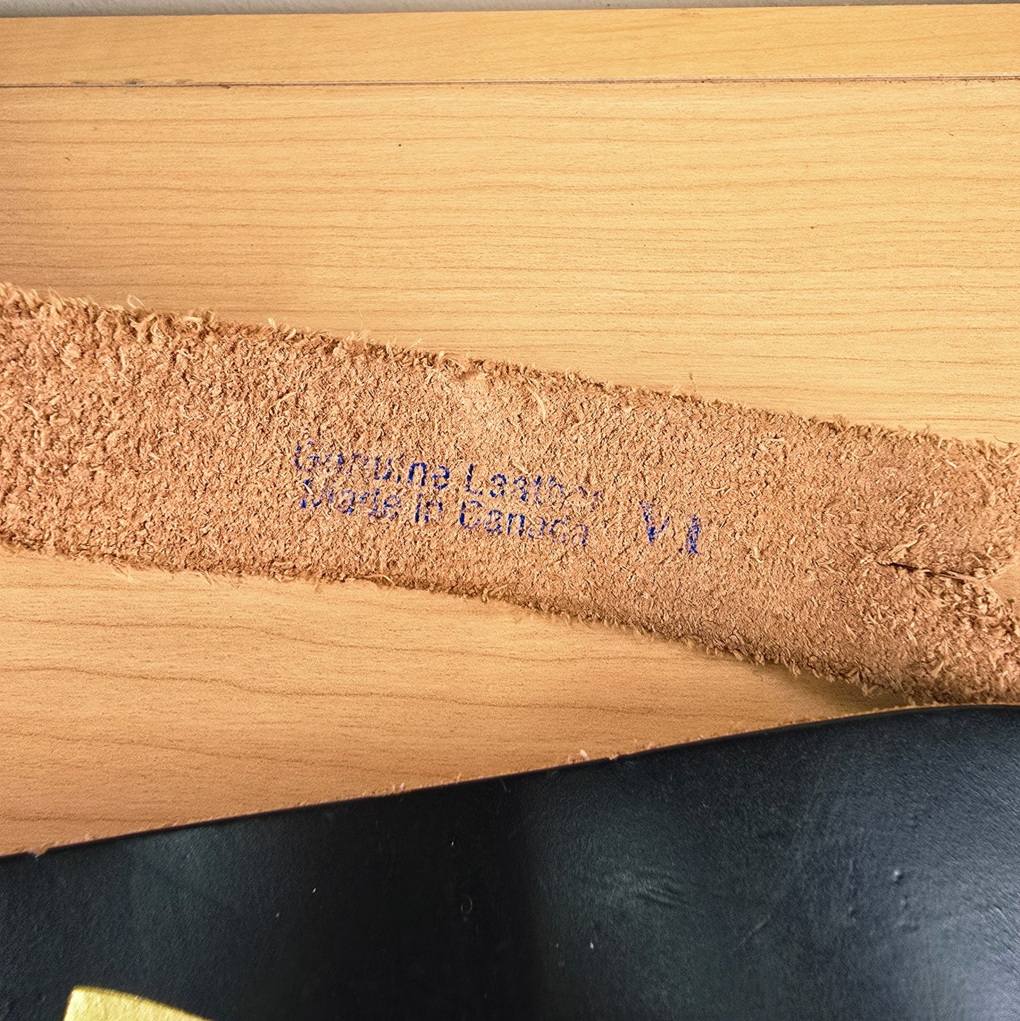 Vox Amplification Genuine Leather Guitar Strap Made in Canada by Levy's