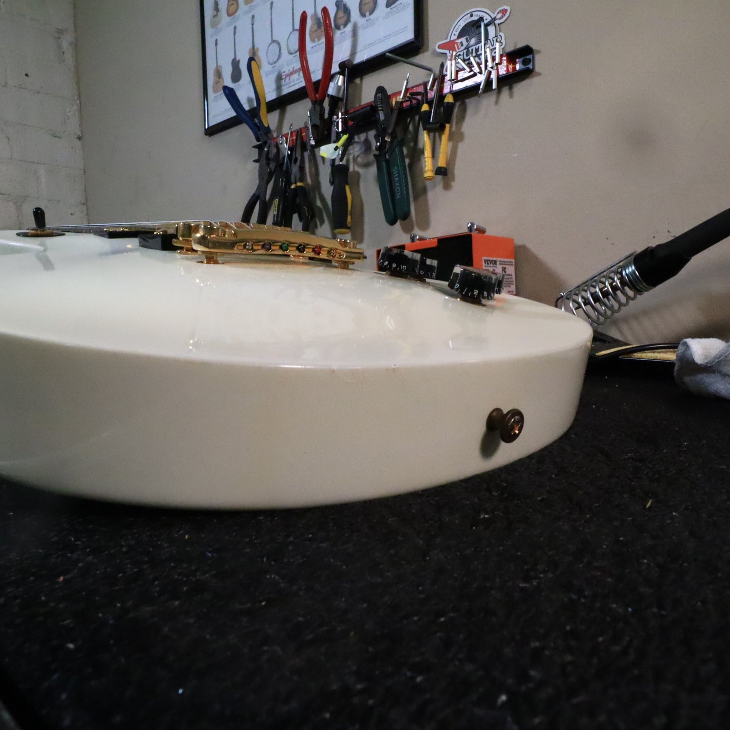 1997 Gibson Les Paul Studio Alpine White