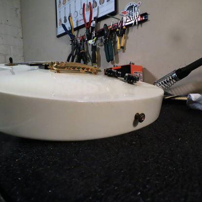 1997 Gibson Les Paul Studio Alpine White