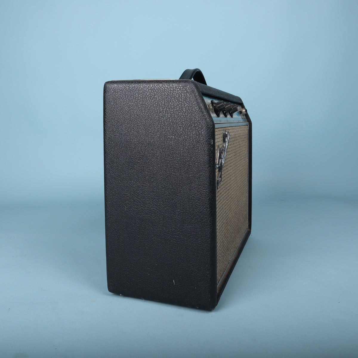 Full rear perspective view of the Fender Champ cabinet.
