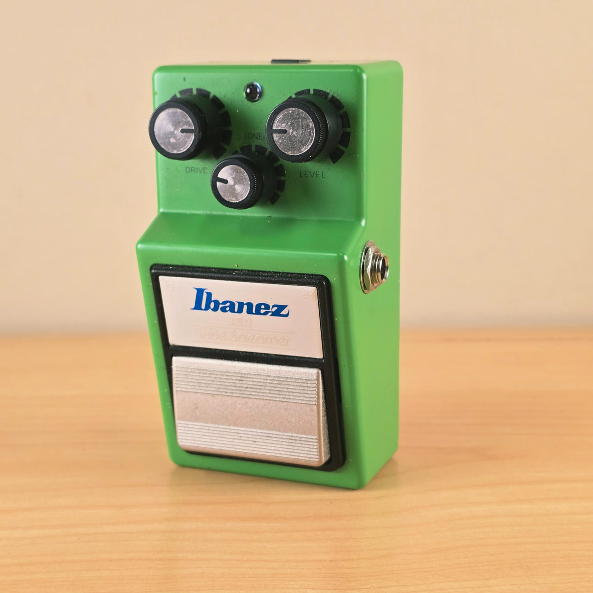 Front upright view showing the knobs, LED indicator, and footswitch of the Ibanez TS9.