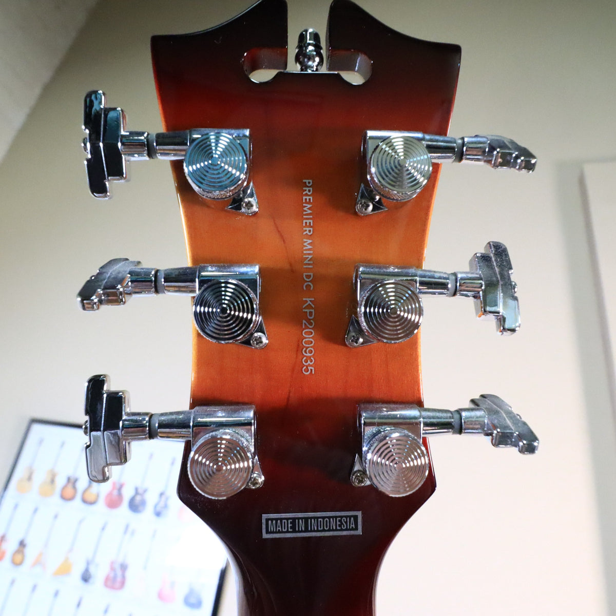 D'Angelico Premier Mini DC Semi-Hollow Electric Guitar Sunburst