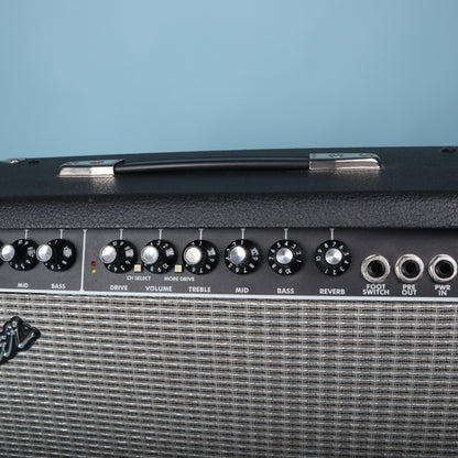 Fender Deluxe 90 90-Watt 1x12" Solid State Guitar Combo Amp