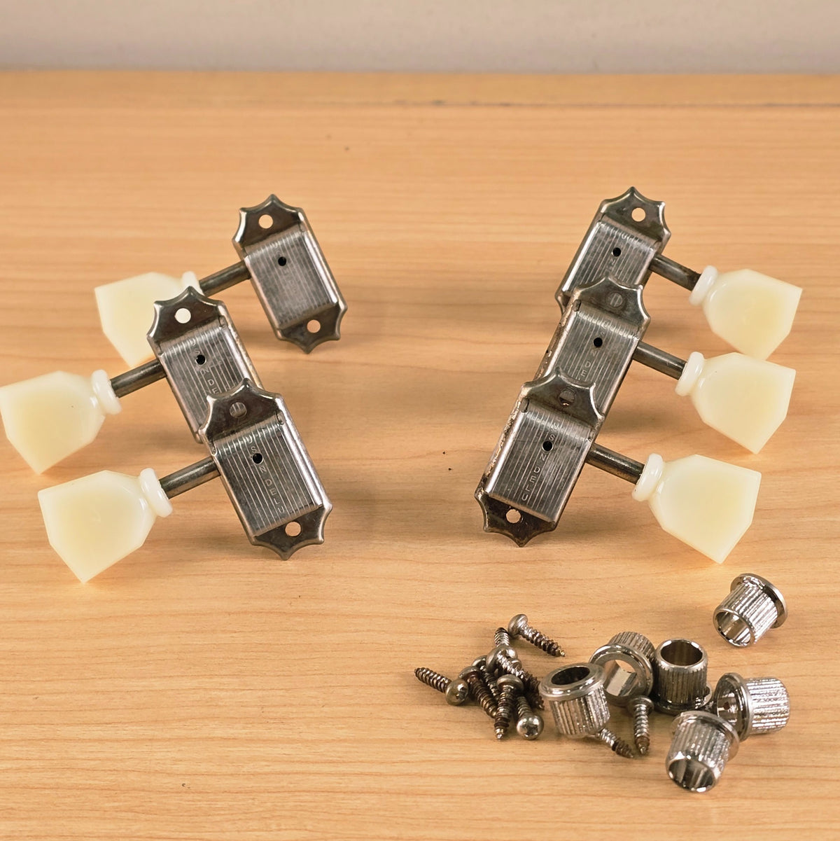 Kluson Deluxe Aged 3x3 Tuning Tulip Machines for Gibson
